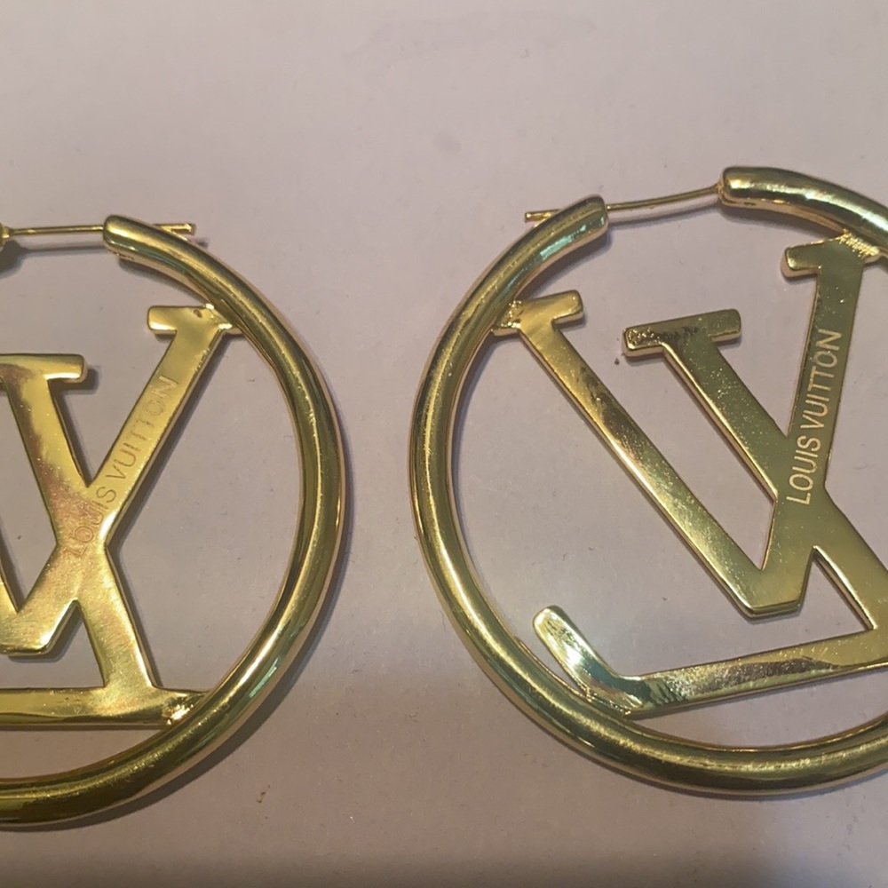 - Designer earrings - Picture 8 of 11